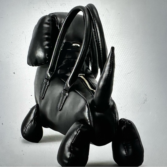 Black Dog-Shaped Crossbody Bag - Picture 3 of 12